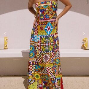 Lemon, Dress